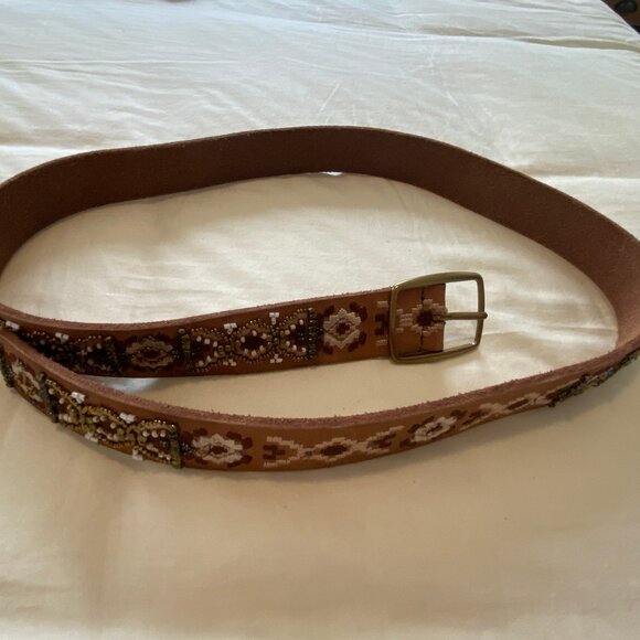 Lucky Brand New Without Tags Tan Beaded Belt M 😍 - Picture 5 of 10